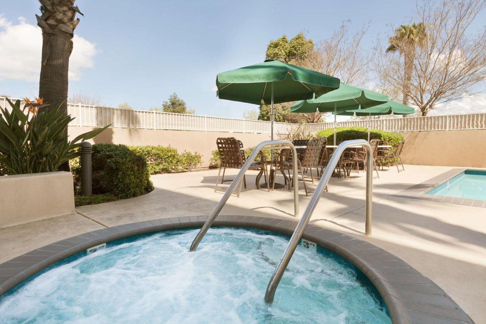 Hilton Garden Inn San Jose/Milpitas Bagian luar foto
